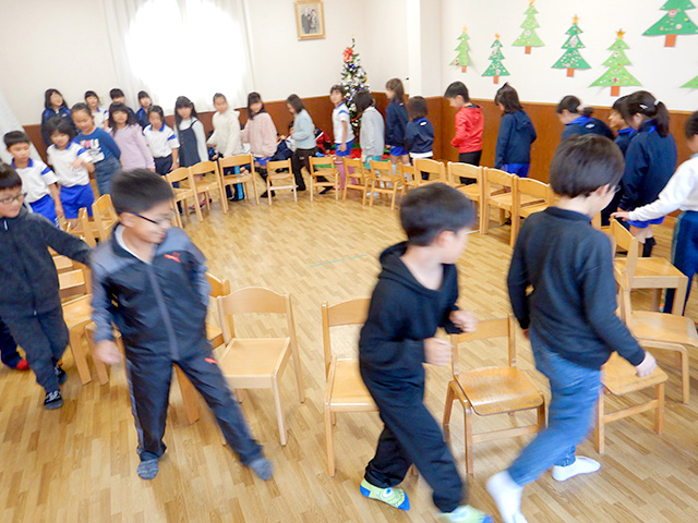 児童館本館 遊戯室